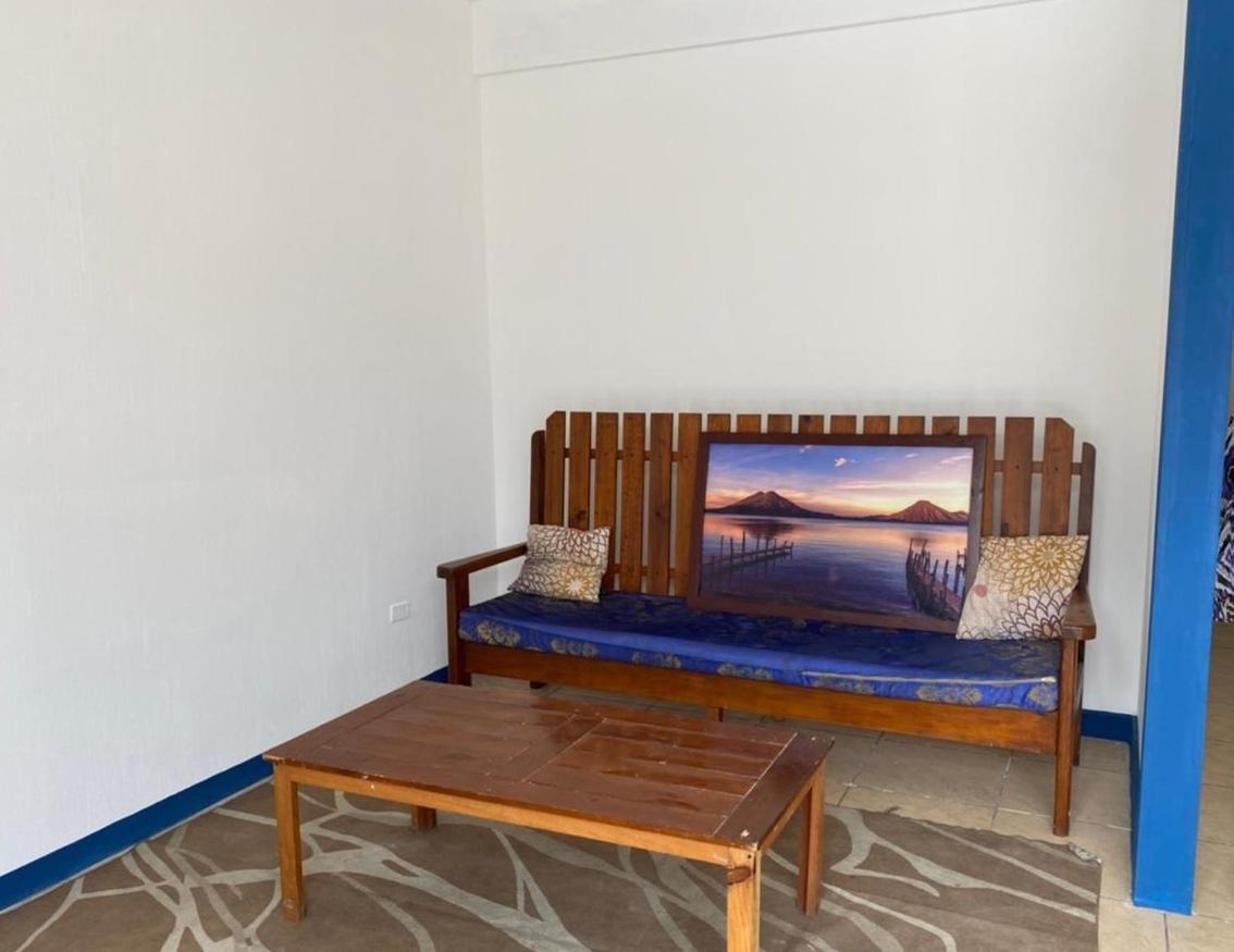Hostal Corazon De San Pedro Сан Педро Ла Лагуна Екстериор снимка