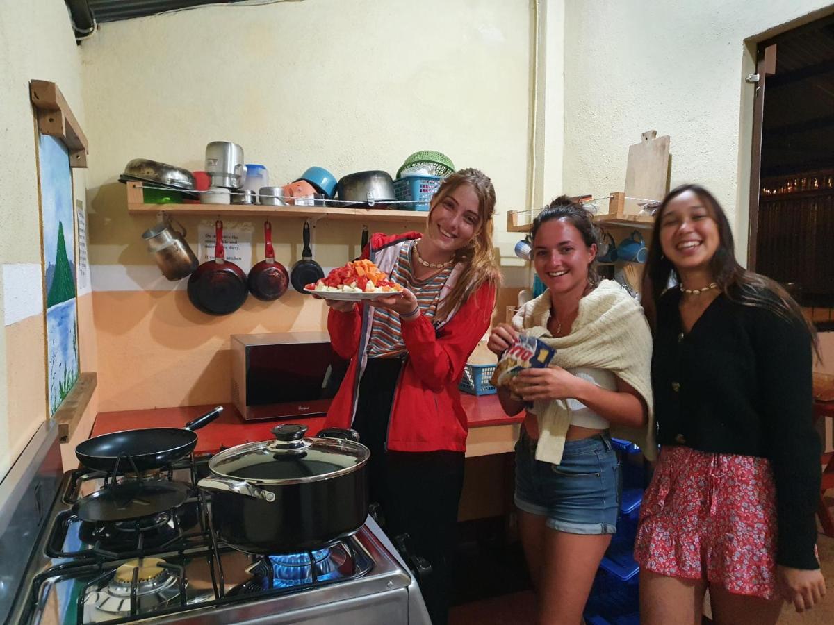 Hostal Corazon De San Pedro Сан Педро Ла Лагуна Екстериор снимка